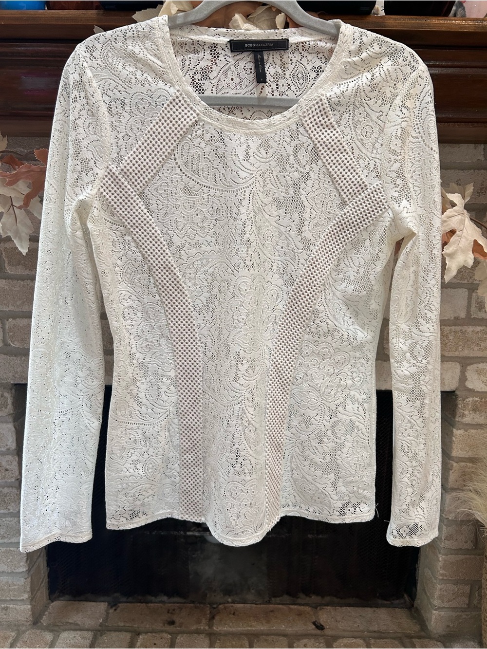 BCBGMaxAzria White Lace Long-Sleeve Tee with Mesh Panels EUC
